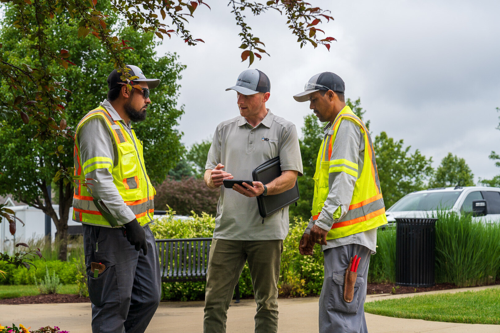 commercial HOA account manager and crew reviewing project - KD Landscape 3